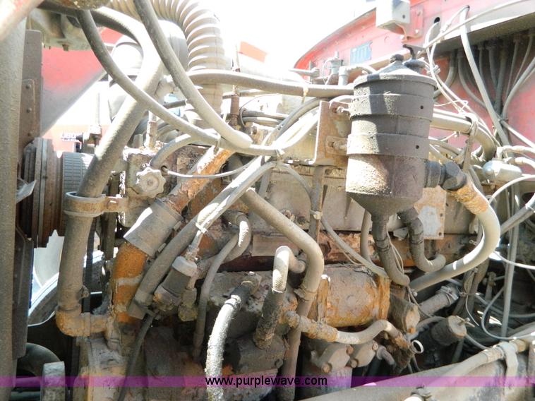 image for item G7929 1985 Peterbilt 349 dump truck