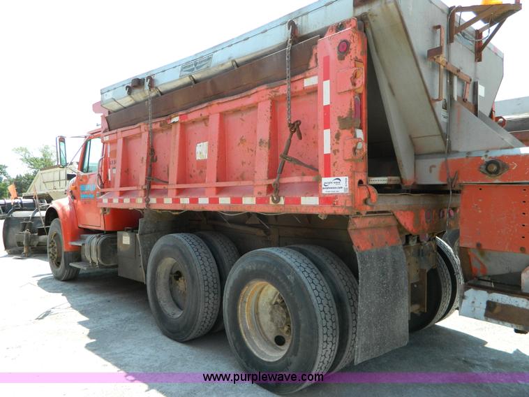 image for item G7930 1991 International 4900 dump truck