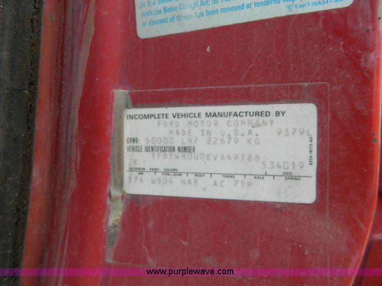 image for item G7931 1984 Ford LNT8000 dump truck