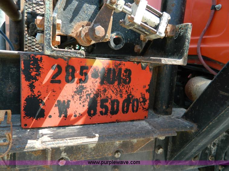 image for item G7932 1983 GMC Brigadier semi truck