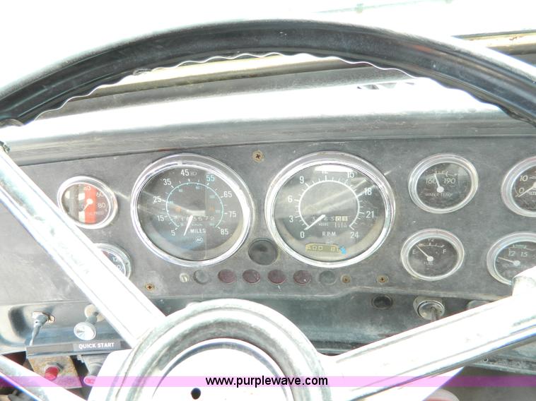 image for item G7932 1983 GMC Brigadier semi truck