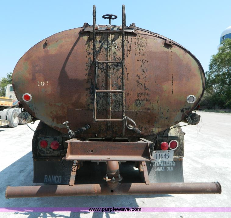 image for item G7933 1947 Fruehauf 903 tanker trailer