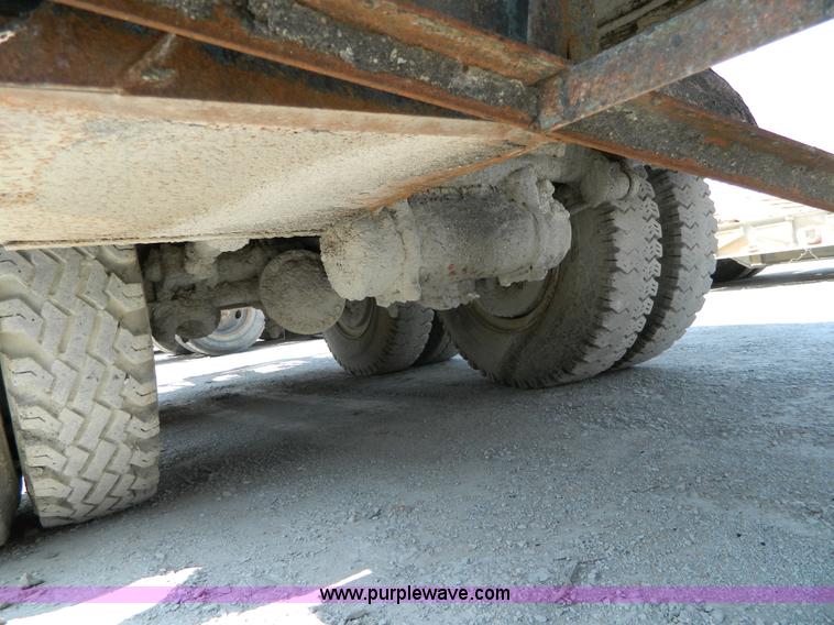 image for item G7933 1947 Fruehauf 903 tanker trailer