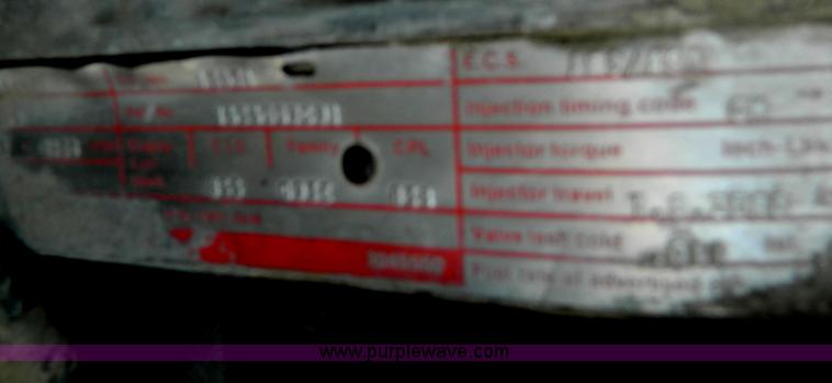 image for item G7934 1988 International S2500 semi truck