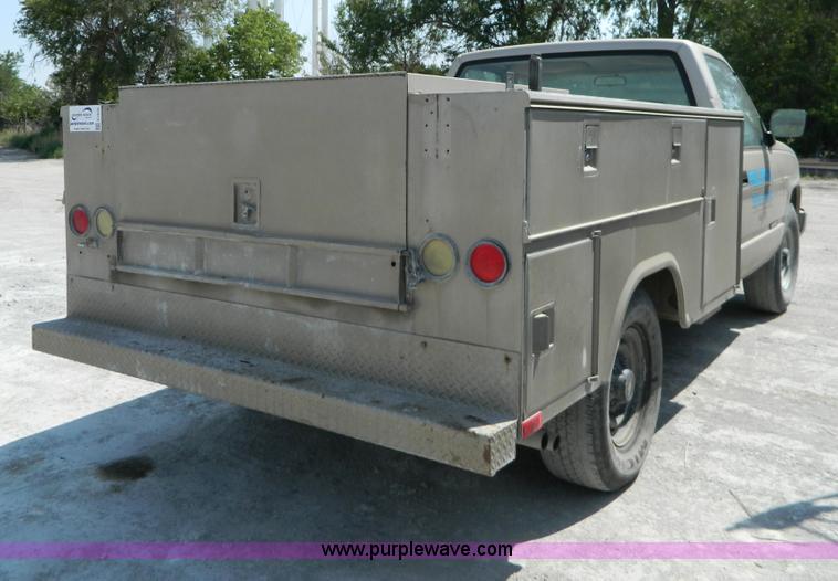 image for item G7935 1992 Chevrolet 2500 utility truck