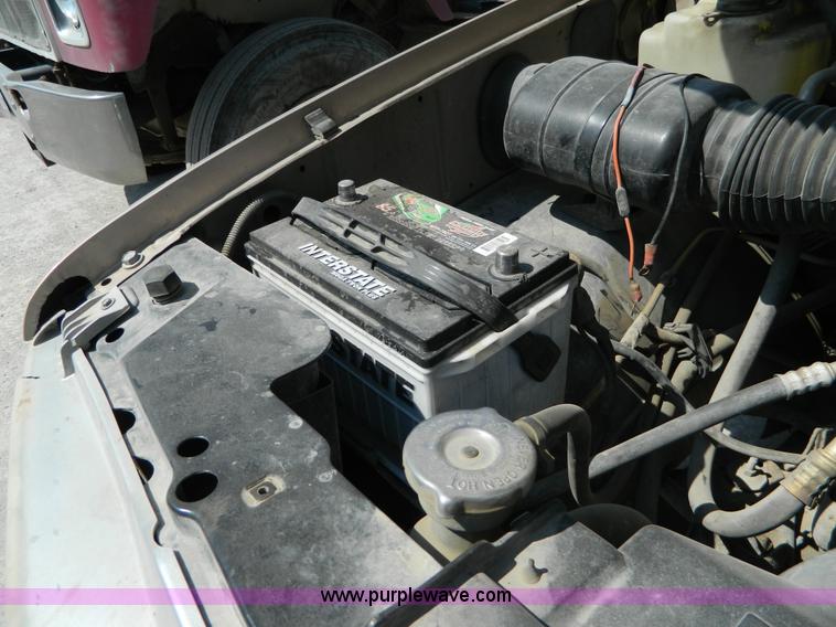 image for item G7935 1992 Chevrolet 2500 utility truck