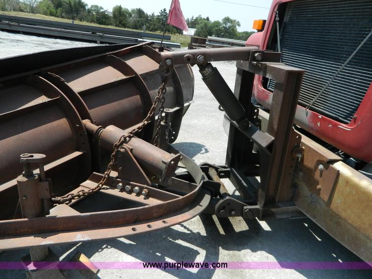 image for item G7936 1989 Ford LNT8000 dump truck