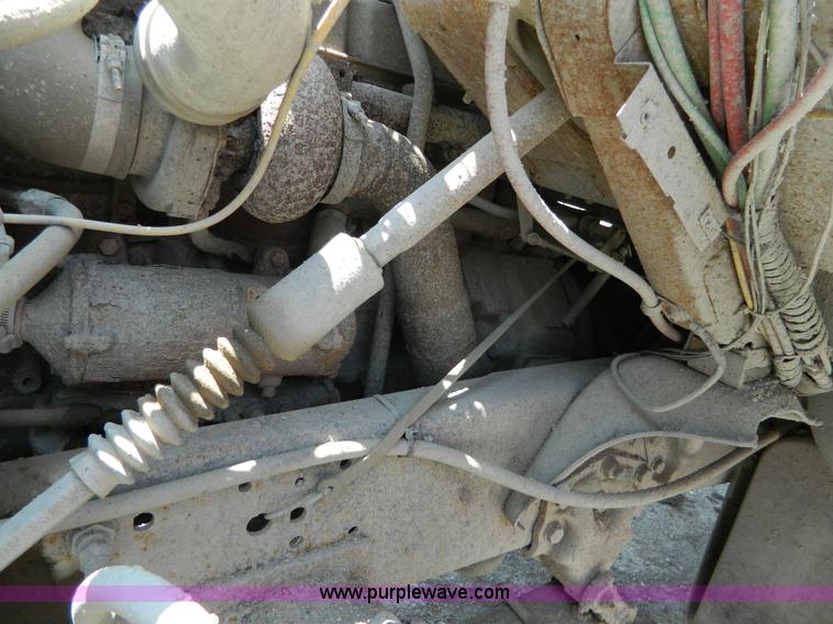 image for item G7936 1989 Ford LNT8000 dump truck