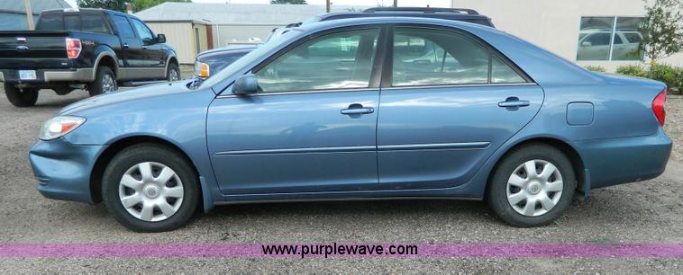 image for item G7939 2003 Toyota Camry LE
