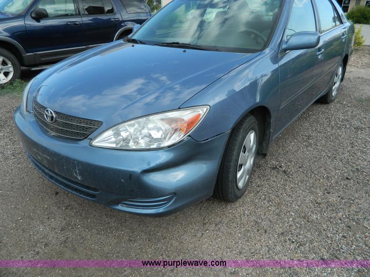 image for item G7939 2003 Toyota Camry LE