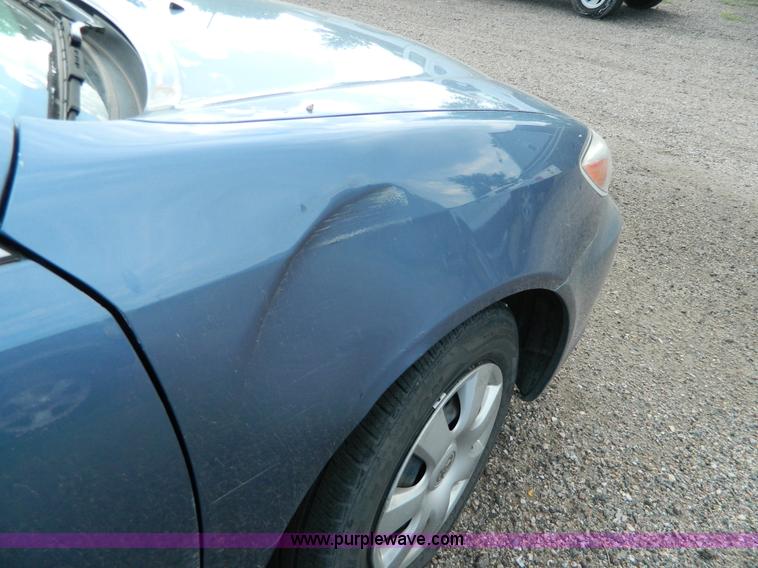 image for item G7939 2003 Toyota Camry LE