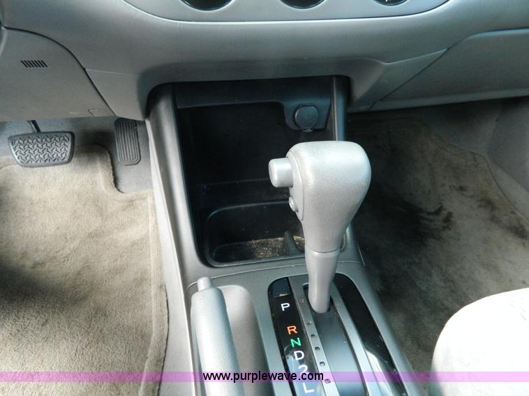 image for item G7939 2003 Toyota Camry LE