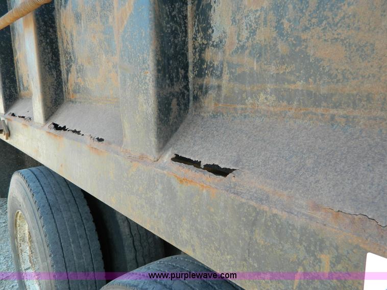 image for item G7946 1985 GMC Brigadier dump truck