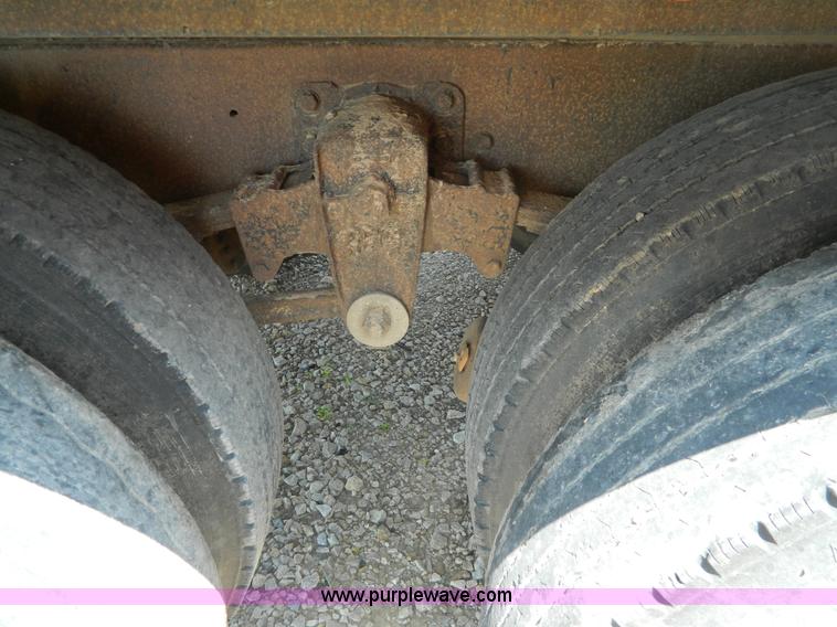 image for item G7946 1985 GMC Brigadier dump truck