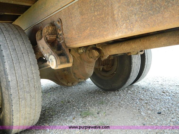 image for item G7946 1985 GMC Brigadier dump truck