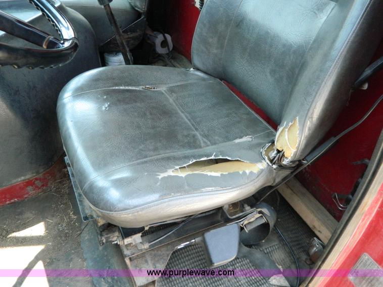 image for item G7946 1985 GMC Brigadier dump truck