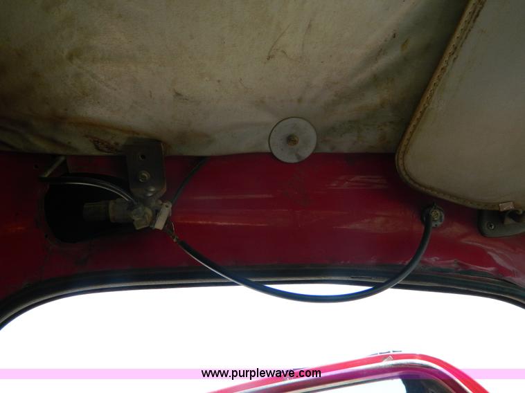 image for item G7946 1985 GMC Brigadier dump truck