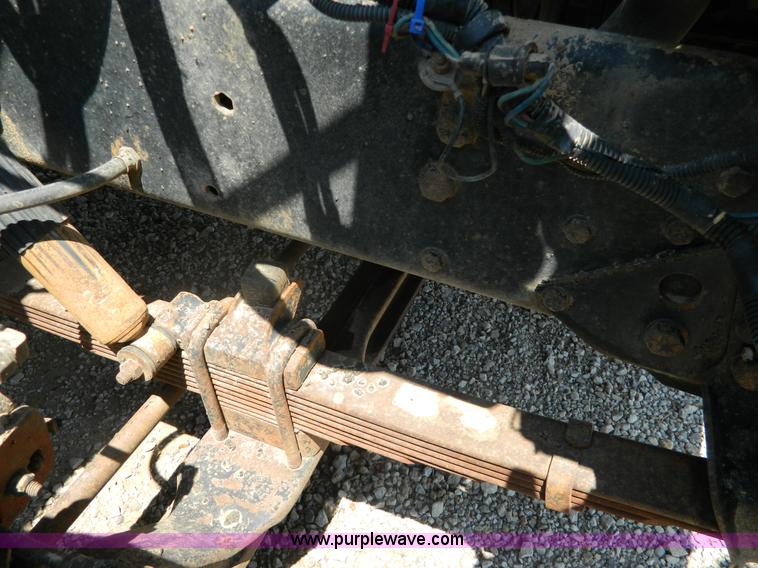 image for item G7946 1985 GMC Brigadier dump truck