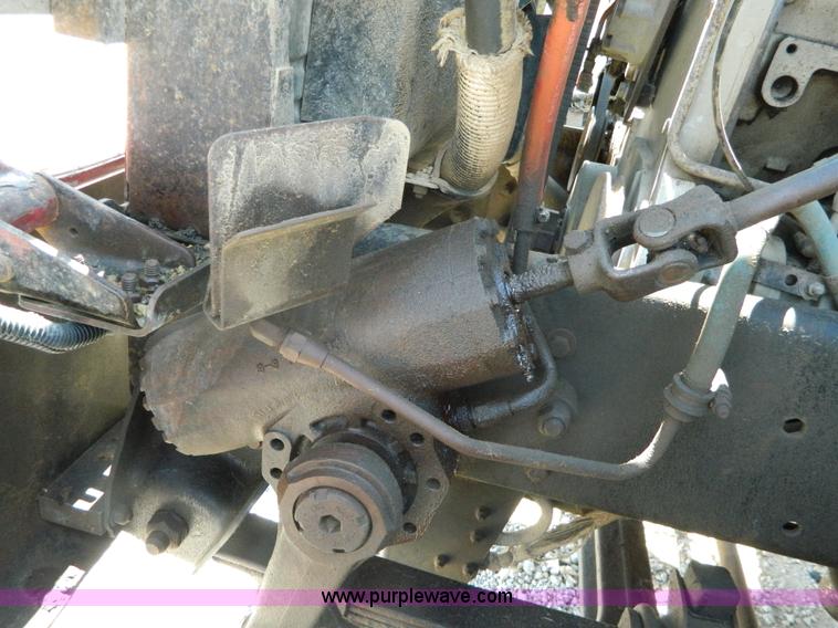 image for item G7946 1985 GMC Brigadier dump truck