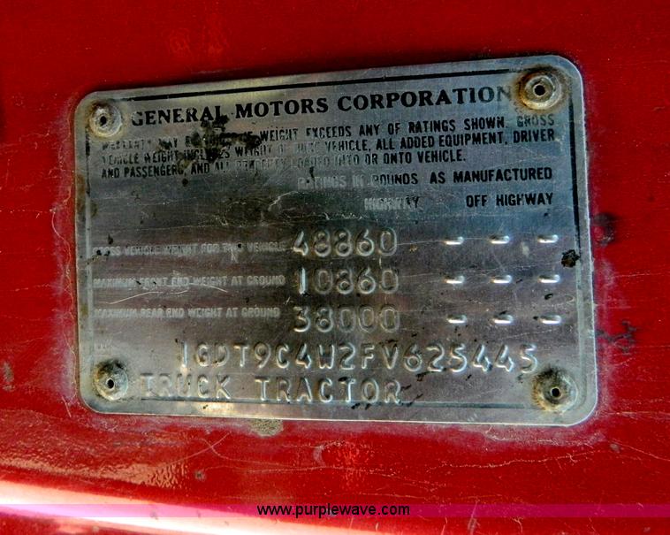 image for item G7946 1985 GMC Brigadier dump truck