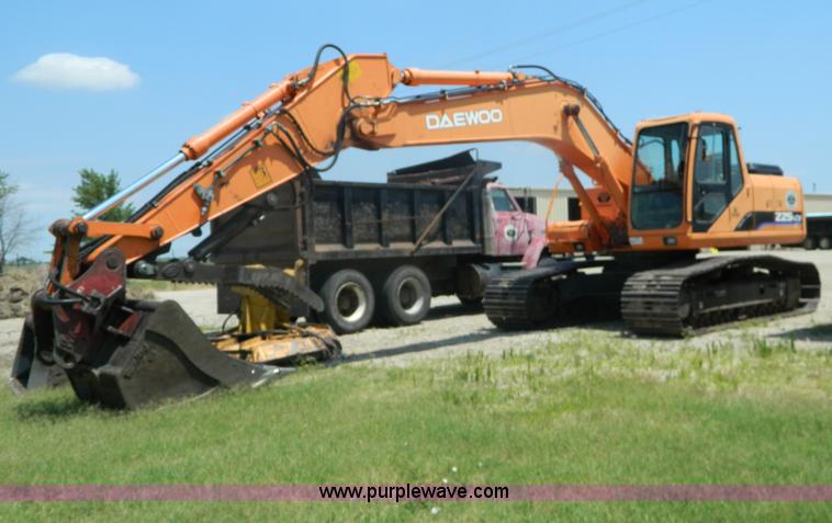 image for item G7947 Daewoo SL225LCV excavator