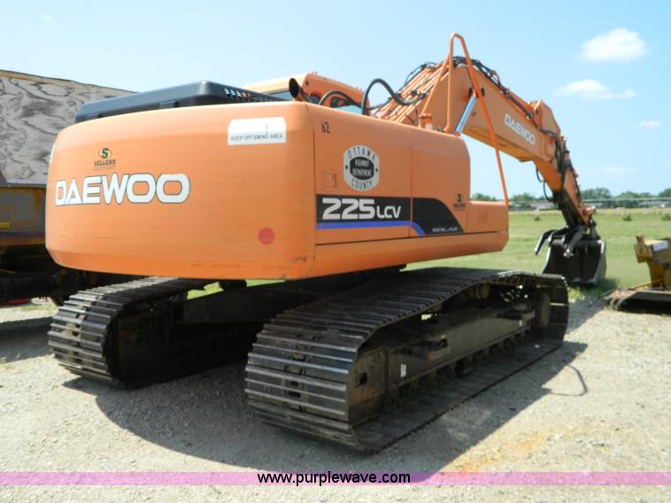 image for item G7947 Daewoo SL225LCV excavator