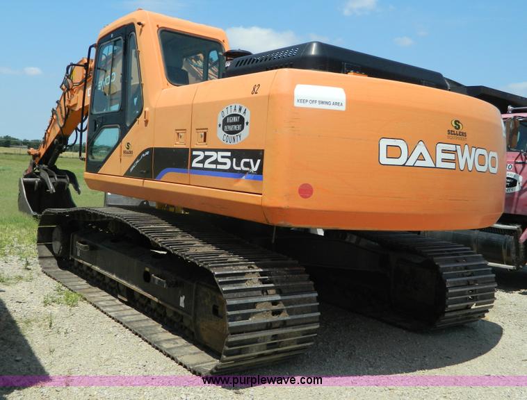 image for item G7947 Daewoo SL225LCV excavator