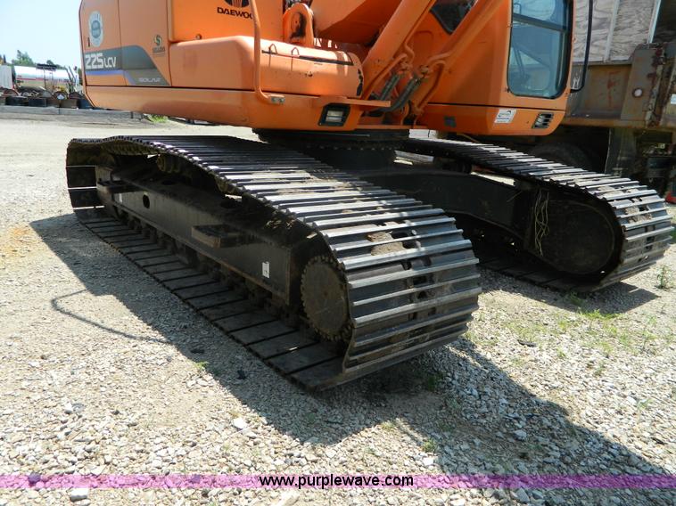 image for item G7947 Daewoo SL225LCV excavator