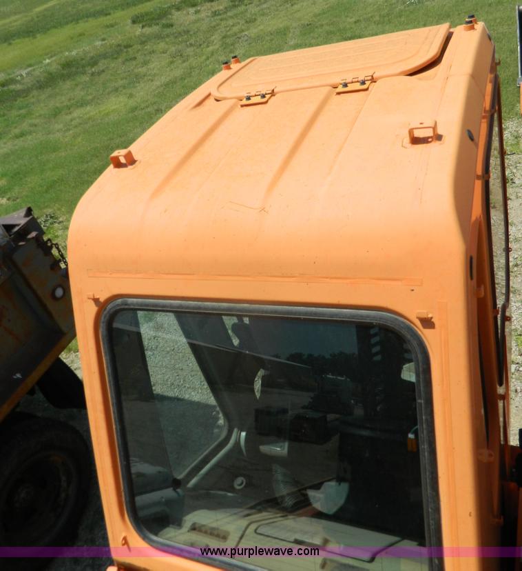 image for item G7947 Daewoo SL225LCV excavator