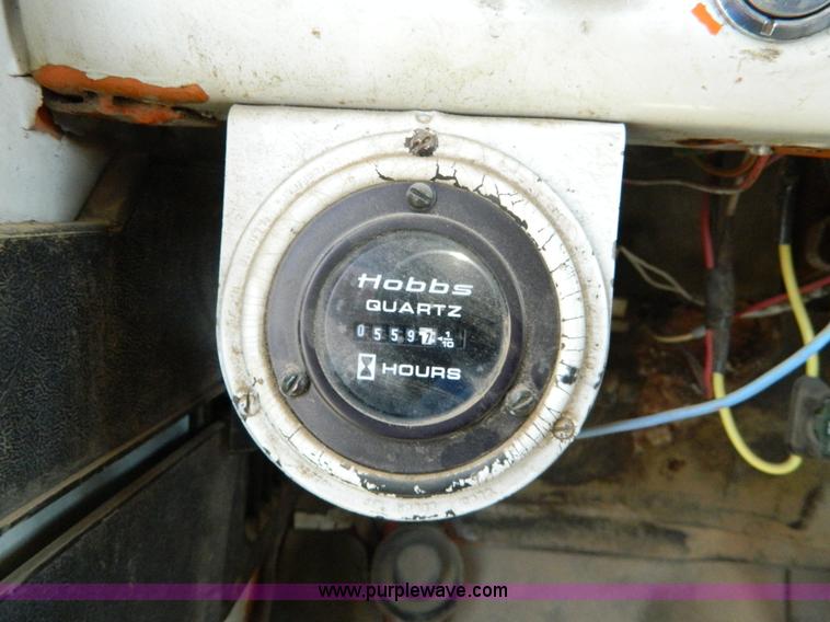 image for item G7948 1978 Ford F600 dump truck