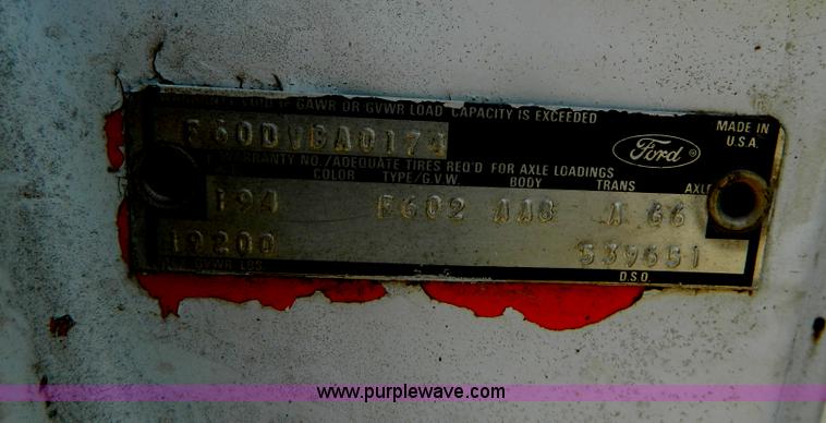 image for item G7948 1978 Ford F600 dump truck