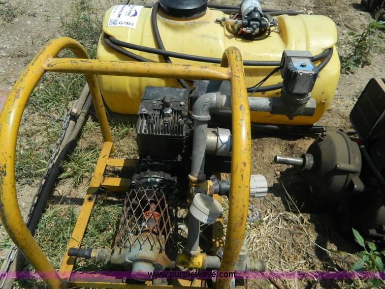 image for item G7953 Spray application equipment