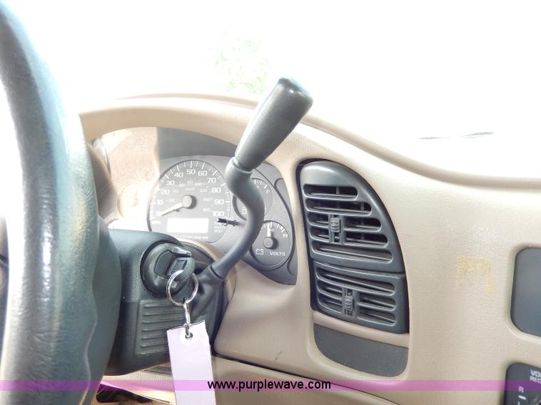 image for item H3021 1996 Chevrolet Astro van
