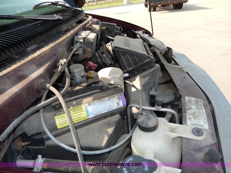 image for item H3021 1996 Chevrolet Astro van