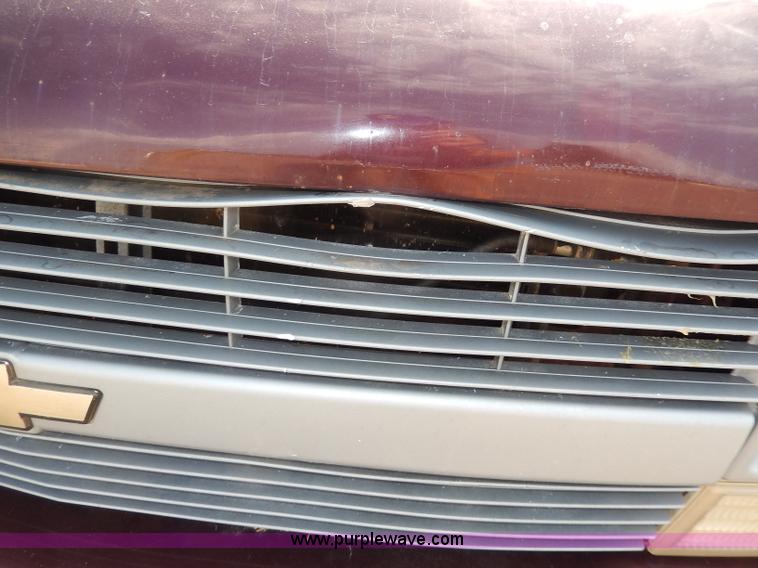 image for item H3021 1996 Chevrolet Astro van