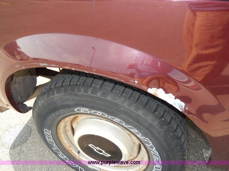 image for item H3021 1996 Chevrolet Astro van