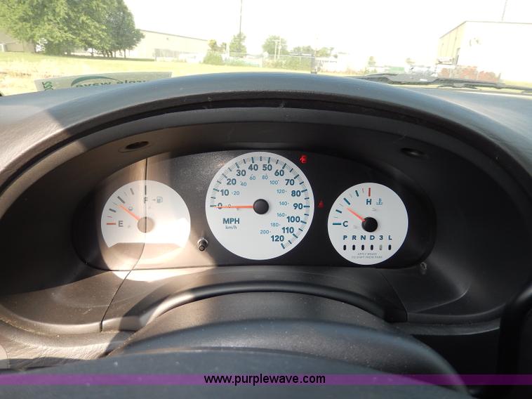 image for item H3022 2006 Dodge Caravan SE van