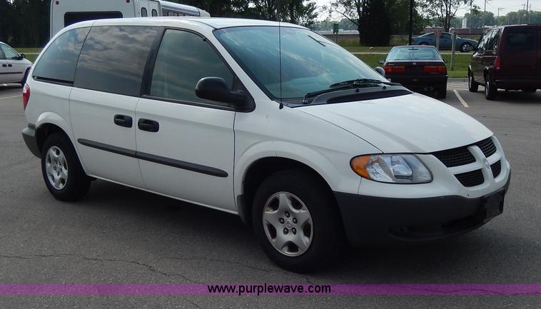image for item H3024 2002 Dodge Caravan SE van