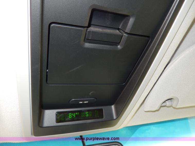 image for item H3025 2007 Ford Freestar SE van