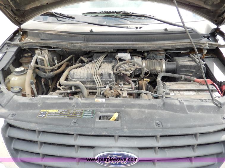 image for item H3025 2007 Ford Freestar SE van