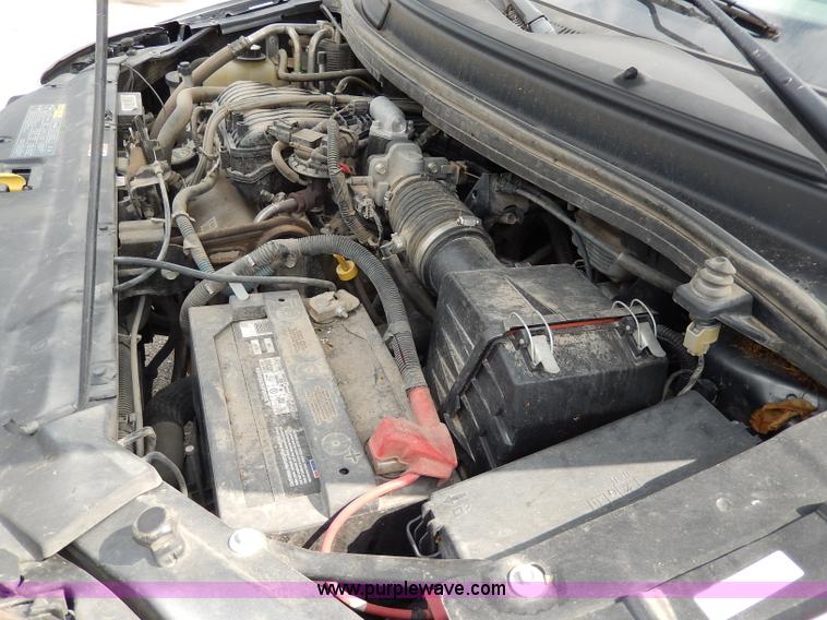 image for item H3025 2007 Ford Freestar SE van