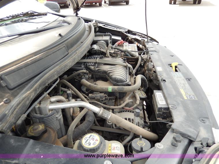 image for item H3025 2007 Ford Freestar SE van