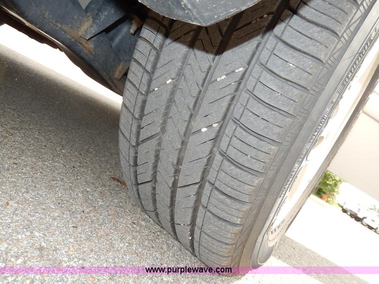 image for item H3025 2007 Ford Freestar SE van