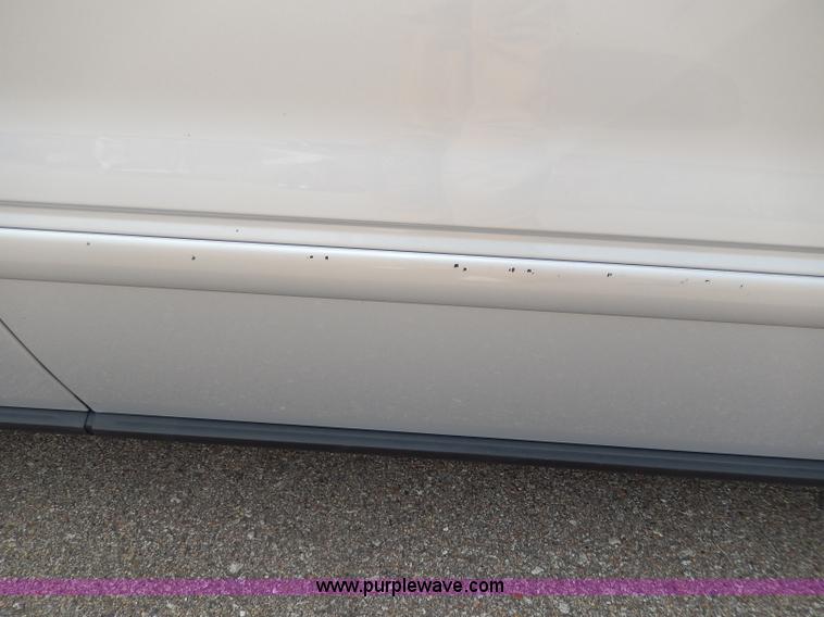 image for item H3025 2007 Ford Freestar SE van