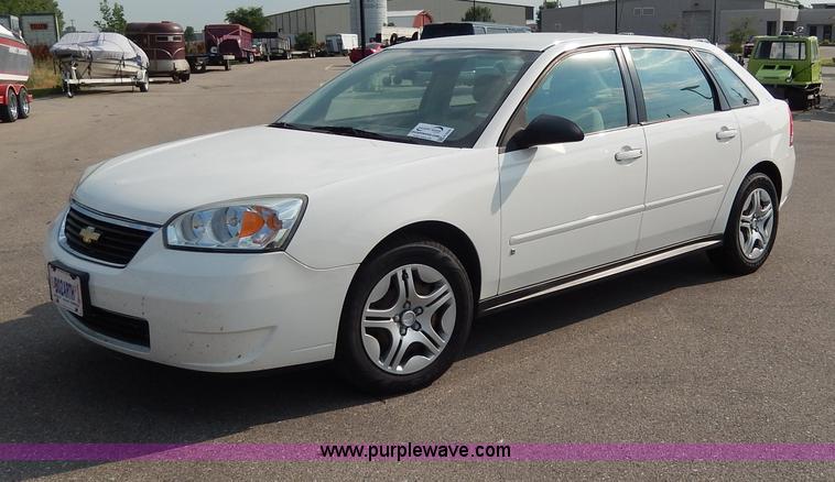 image for item H3026 2007 Chevrolet Malibu MAXX LS
