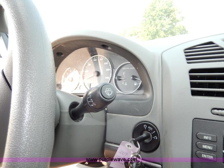 image for item H3026 2007 Chevrolet Malibu MAXX LS