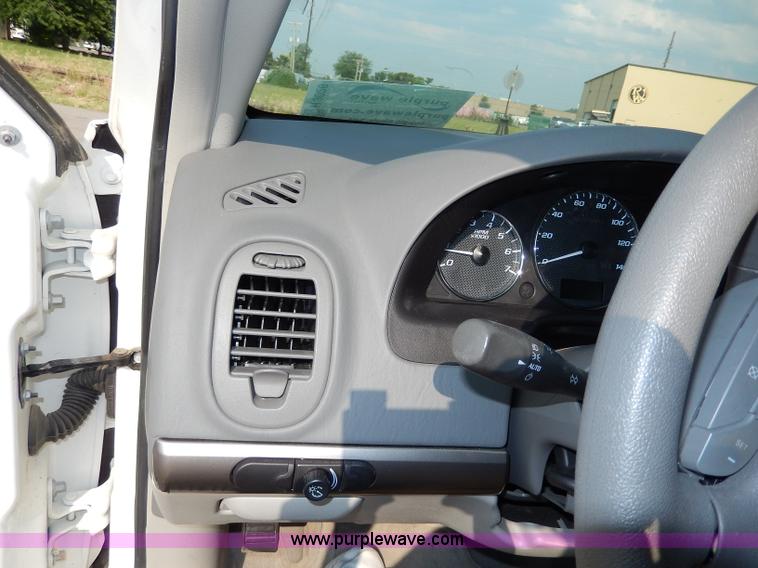 image for item H3026 2007 Chevrolet Malibu MAXX LS