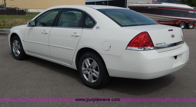 image for item H3028 2008 Chevrolet Impala LS