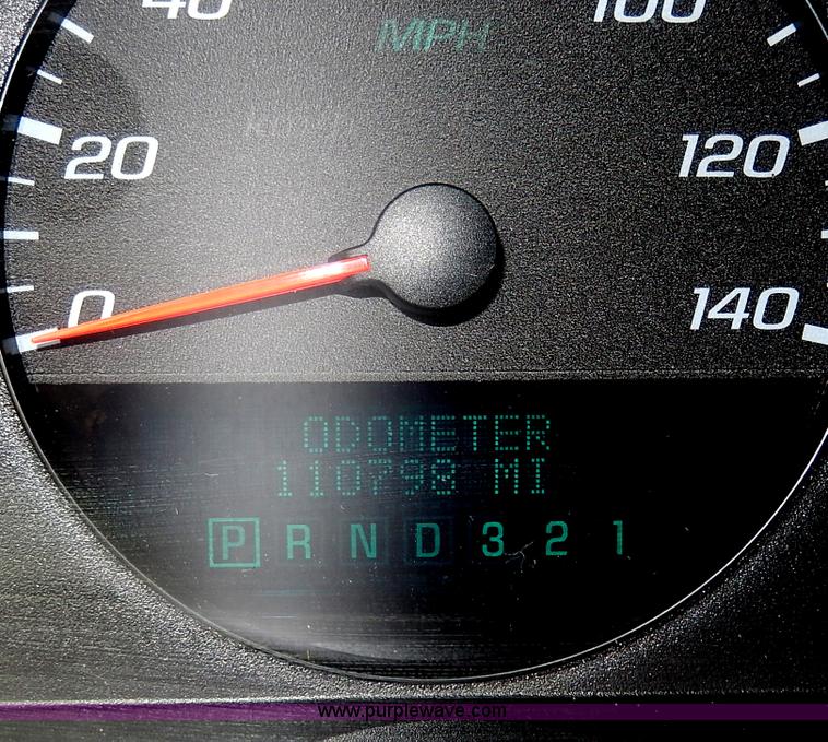 image for item H3028 2008 Chevrolet Impala LS