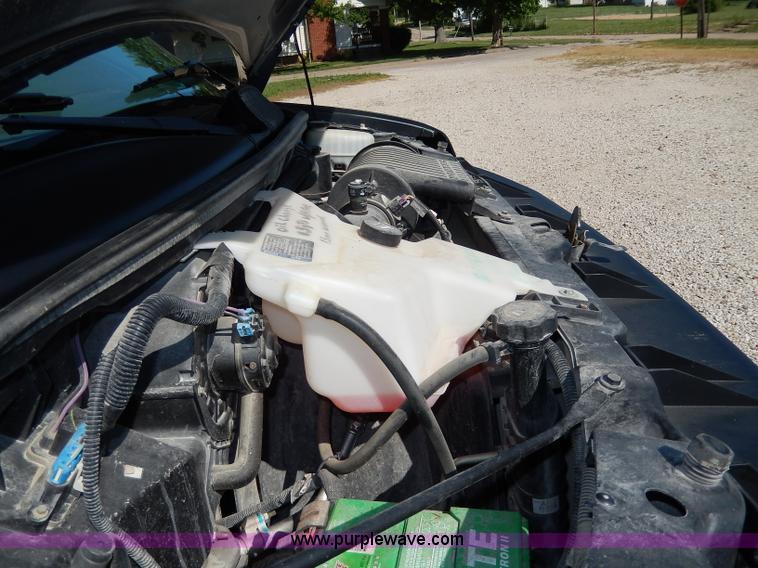 image for item H3035 2003 Chevrolet Express 1500 van